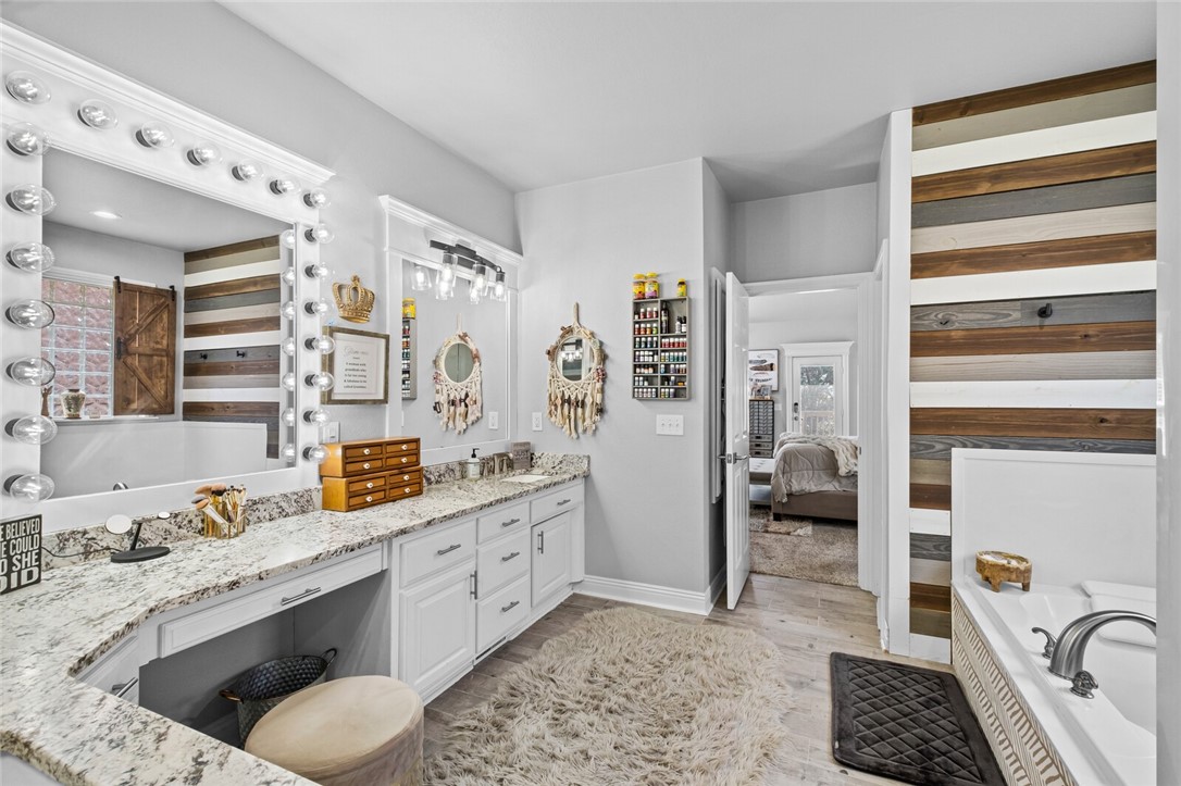 Highland Knolls Unit 2 Ph 2 Rogers - Residential