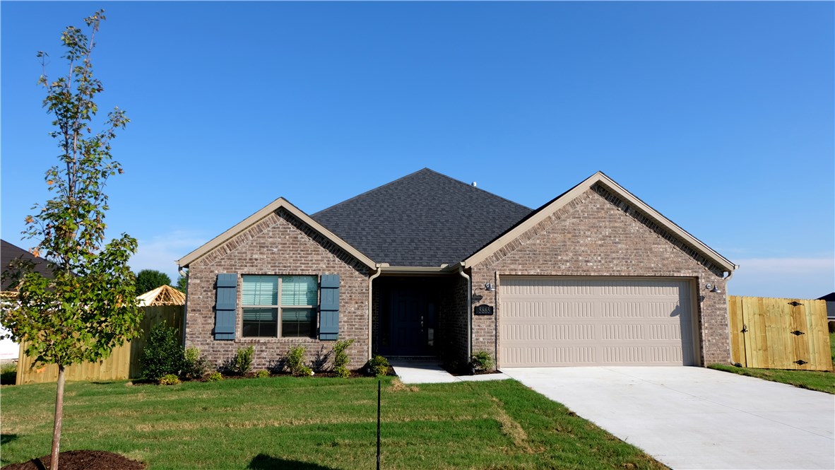 Gorgeous all brick high quality new home! Ten foot ceilings, Granite and Stainless Steel kitchen, crown moulding, 2" fauxwood blinds, fireplace, and fenced yard! $1495 deposit and $35 application fee per adult for background checks. Pets considered!