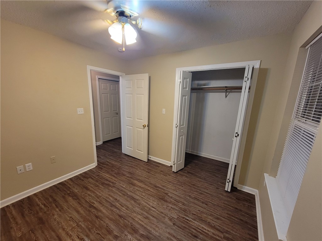 WINDWOOD MEADOWS - Residential