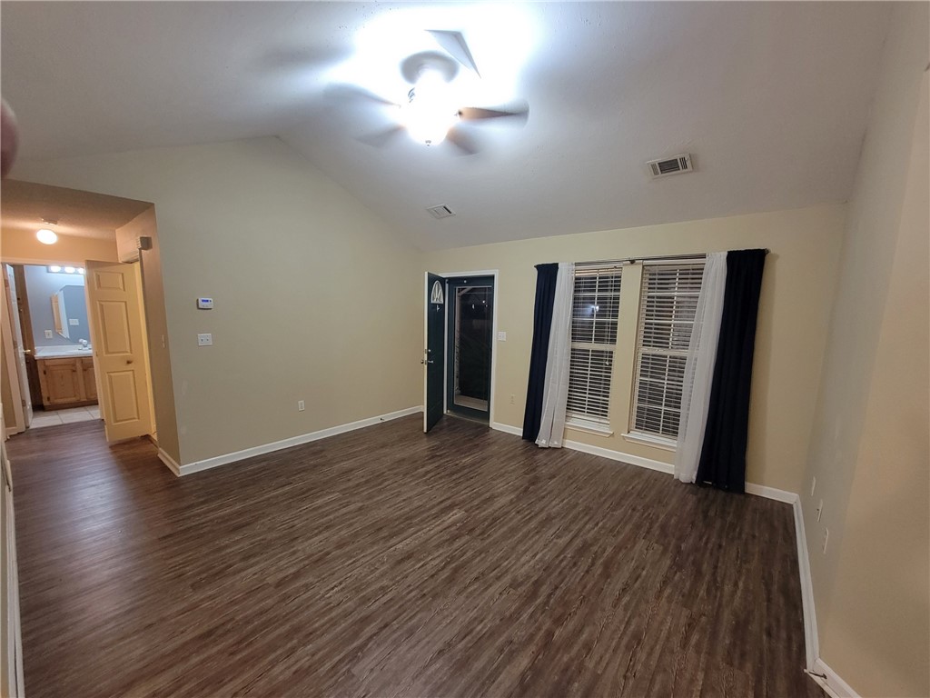 WINDWOOD MEADOWS - Residential