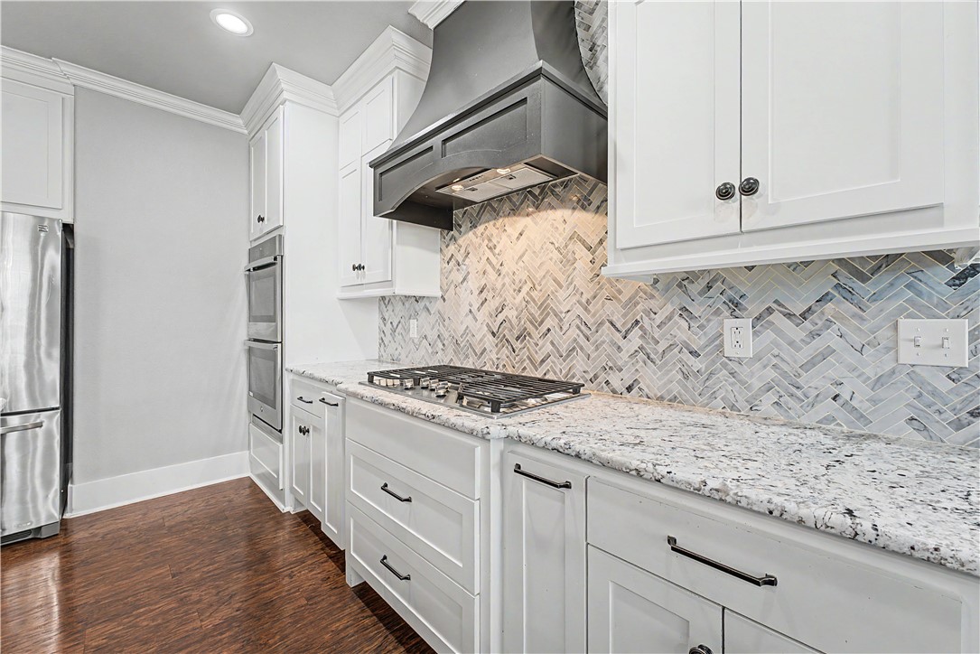 Roman Acres Rogers - Residential