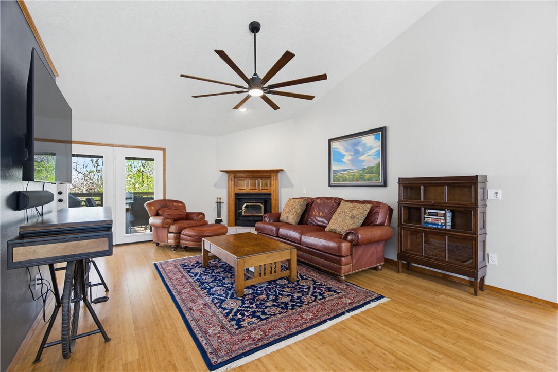 ETTINGTON SUB-BVV - Residential