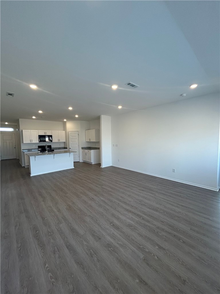 WOODWARD PARK PH II-HIGHFILL - Residential Lease