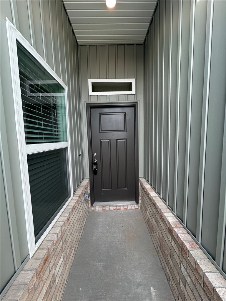 WOODWARD PARK PH II-HIGHFILL - Residential Lease