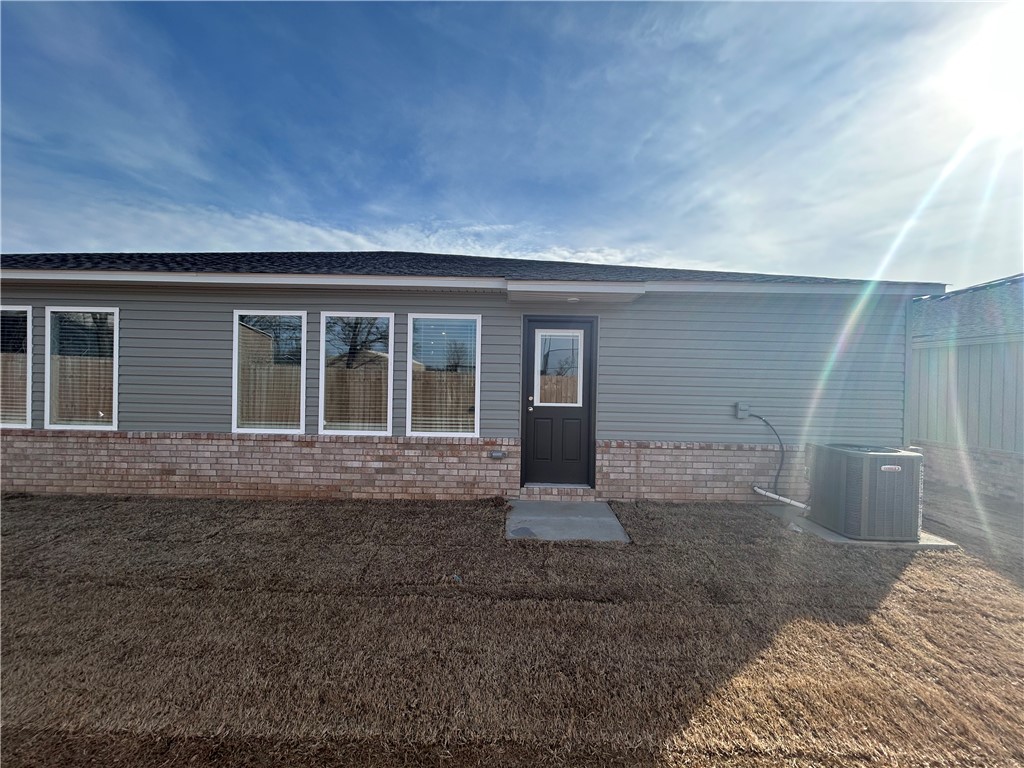 WOODWARD PARK PH II-HIGHFILL - Residential Lease