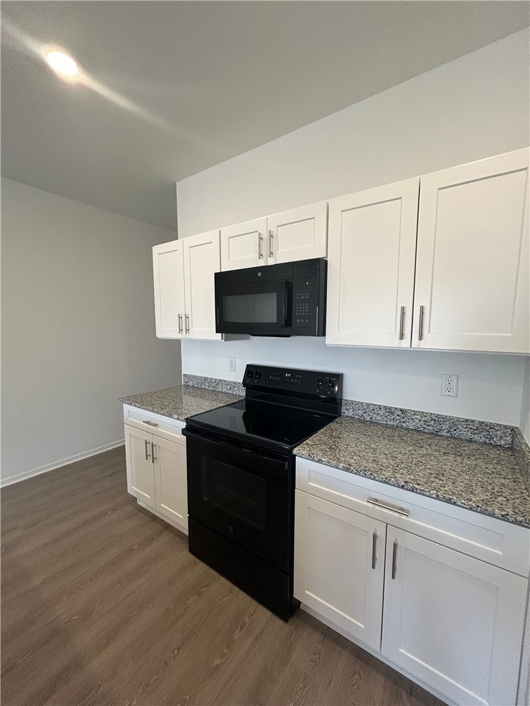 WOODWARD PARK PH II-HIGHFILL - Residential Lease