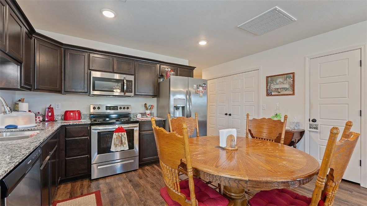 Stone Crest Sub Gravette - Residential