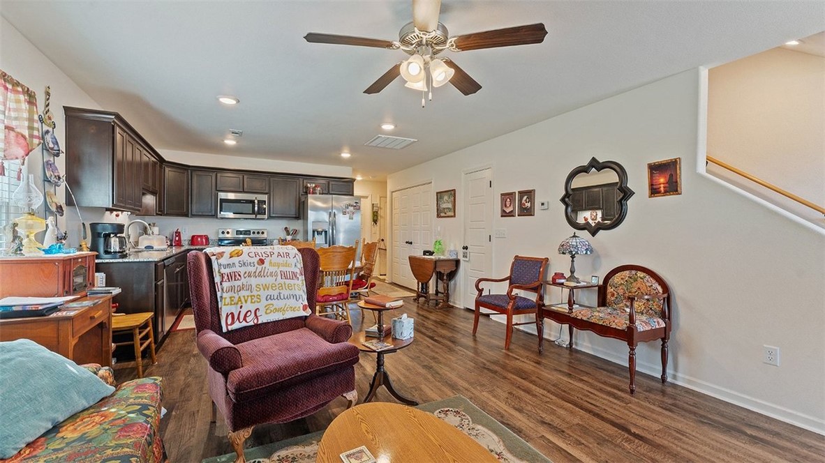 Stone Crest Sub Gravette - Residential