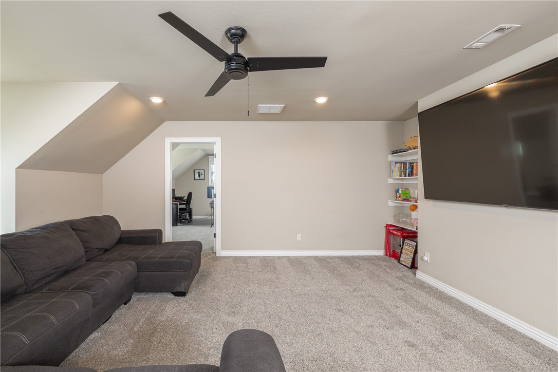 Elmdale Lake Estates - Residential