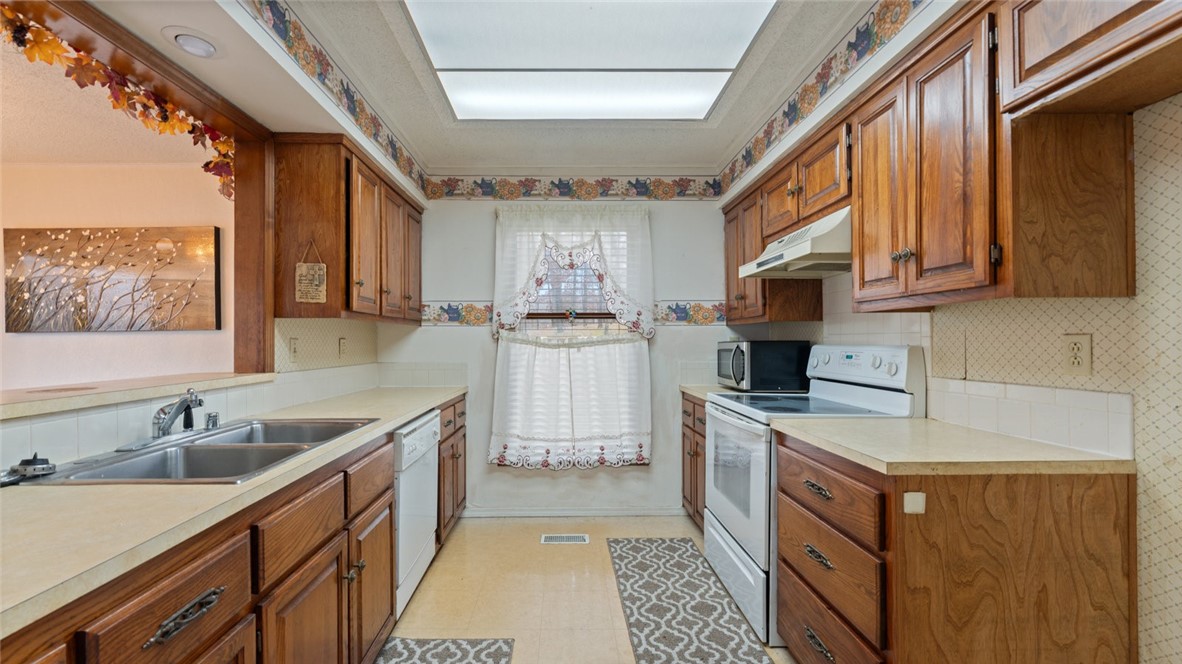 Brompton Courts Bvv - Residential