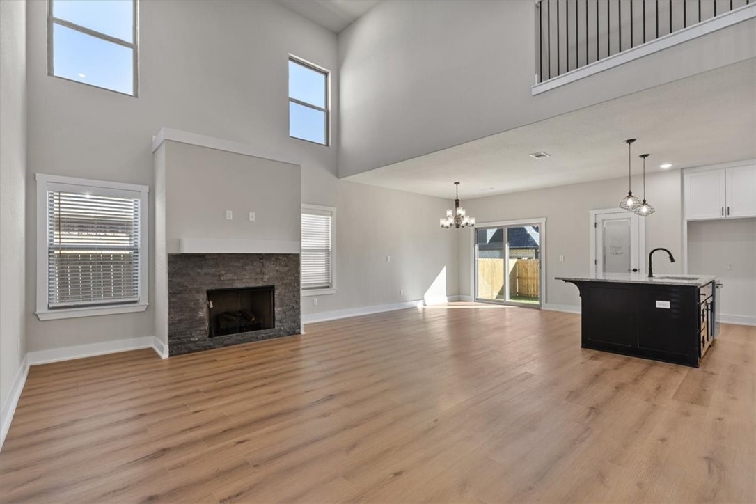 WALNUT GROVE SUB PH II-BENTONVILLE - Residential