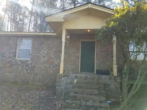 1529 sq ft House, Small barn and 5.62 ac bordering Boyd and Larue rds.Property being sold ''as is'' , This is in estate and ordered sold by judge.