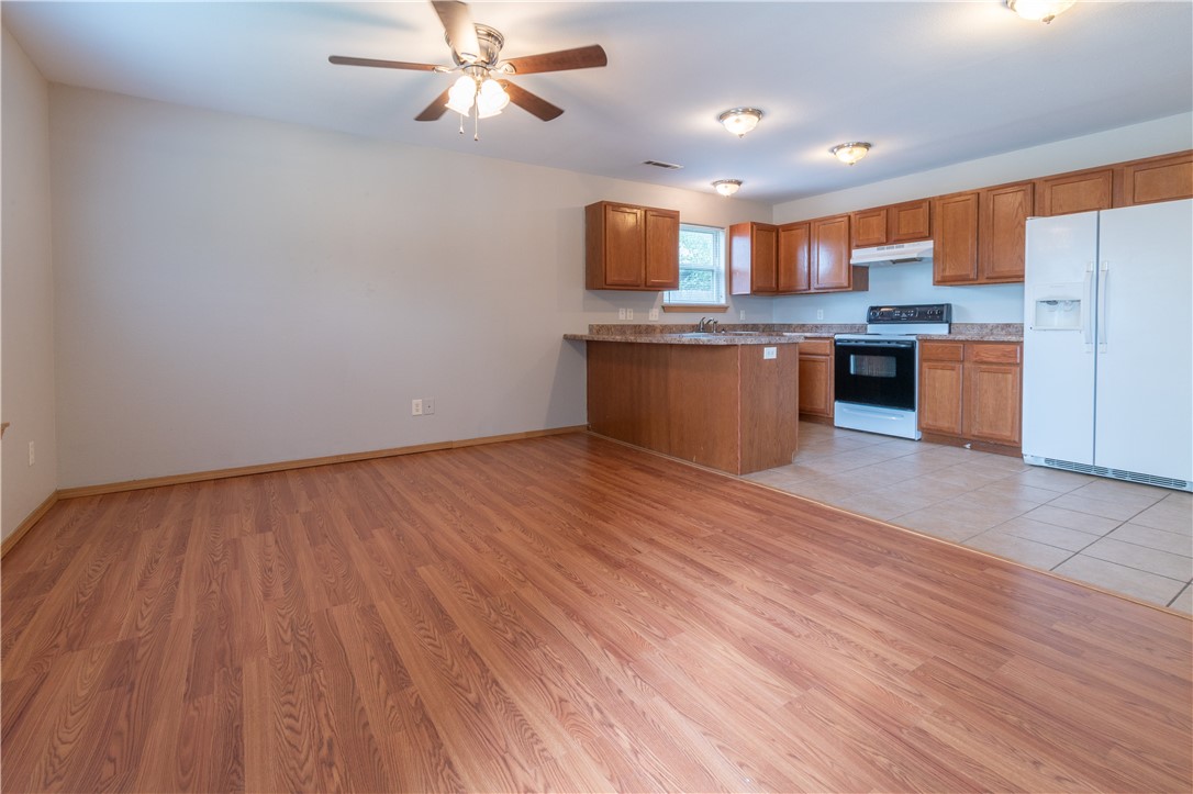 Fallon Heights Ph 2 Siloam Spgs - Residential Lease