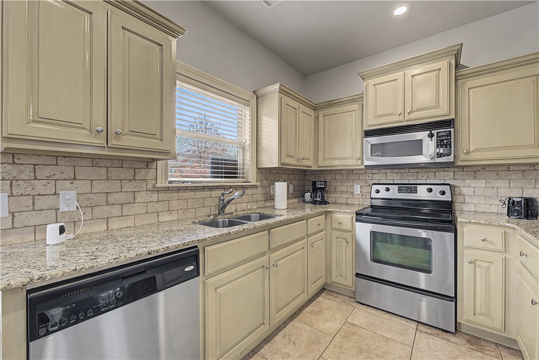 Bellafont Gardens HPR - Residential