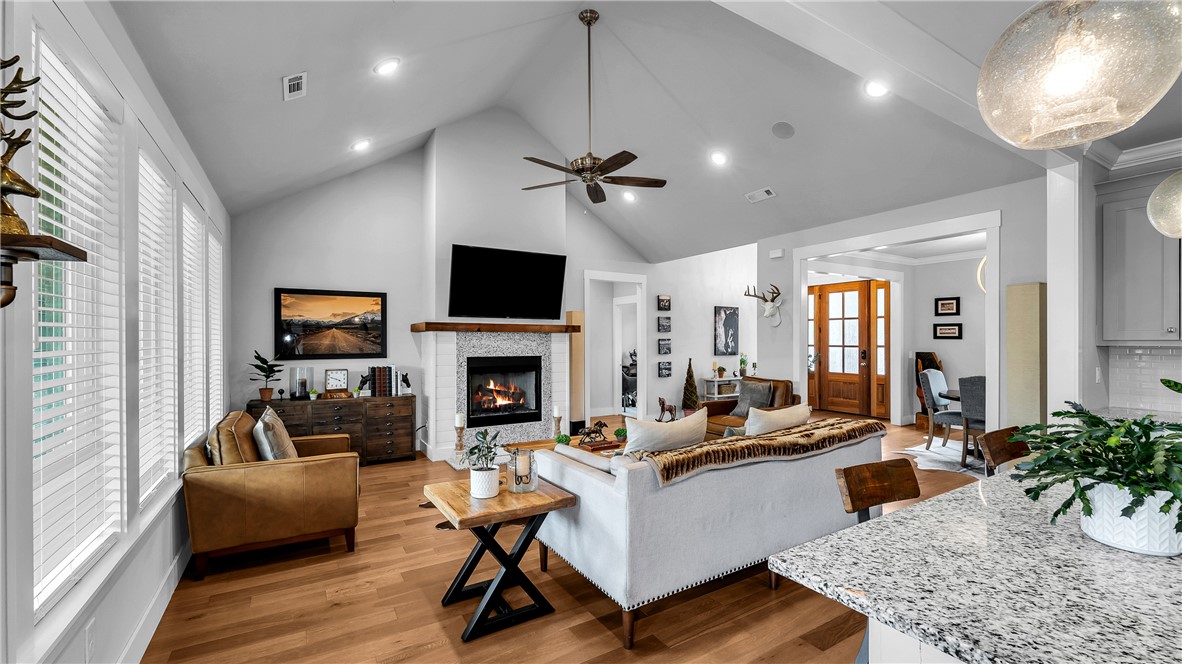 Sugar Creek Residence Cmnty Ph I - Residential