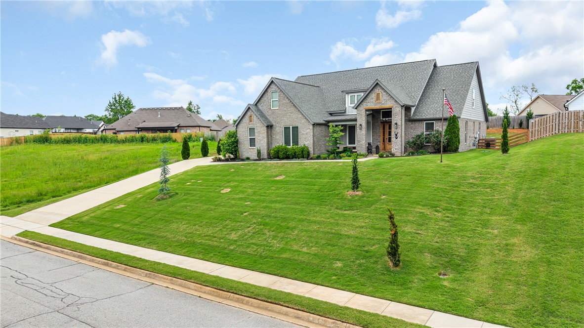 Sugar Creek Residence Cmnty Ph I - Residential