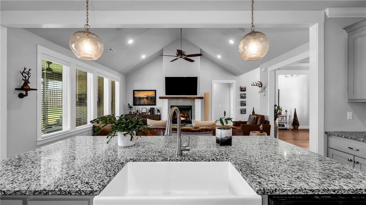 Sugar Creek Residence Cmnty Ph I - Residential