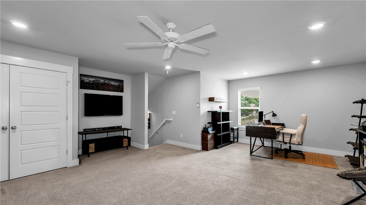 Sugar Creek Residence Cmnty Ph I - Residential
