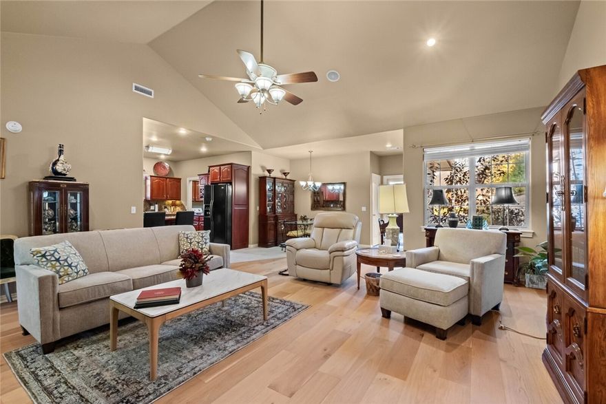 Built when quality still mattered, this 3Bed/2Bath Townhome offers the perfect mixture of privacy and location in the ever growing NWA. It sits in a quiet cul-de-sac inside Legacy Pointe subdivision, located 10 minutes from the U of A with easy access to I49, downtown Fayetteville and Farmington. This 1645 sq ft home features new hardwood flooring in the spacious living area along with updated HVAC. Large master suite includes walk-in shower and expansive closets. Large back deck offers privacy with easy access to the backyard if you'd like to test your green thumb or enjoy a coffee with the views of the surrounding landscape. Security sytstem, new gutter guards, refrigerator, washing machine and dryer all convey with accepted offer. See you​​‌​​​​‌​‌​​​‌‌​​​‌‌‌​​‌​​‌‌​​​​ soon!