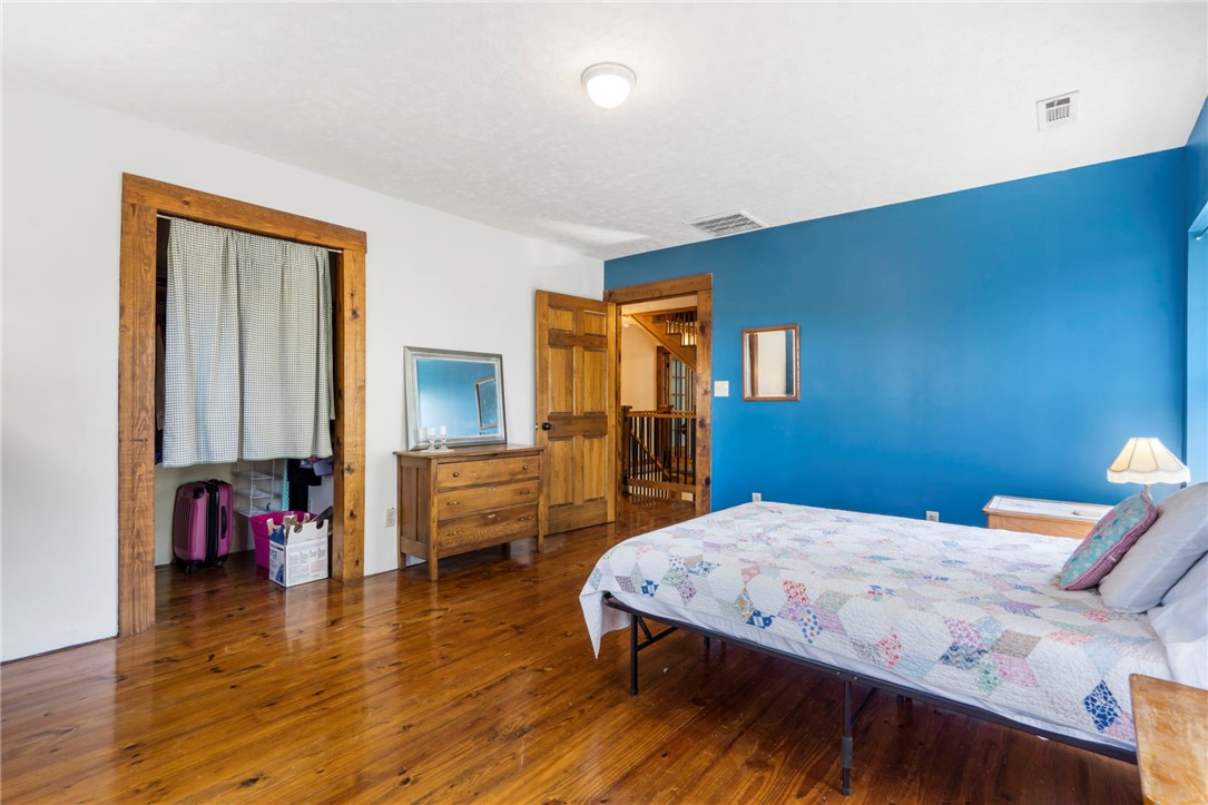 16-17-33-RURAL - Residential