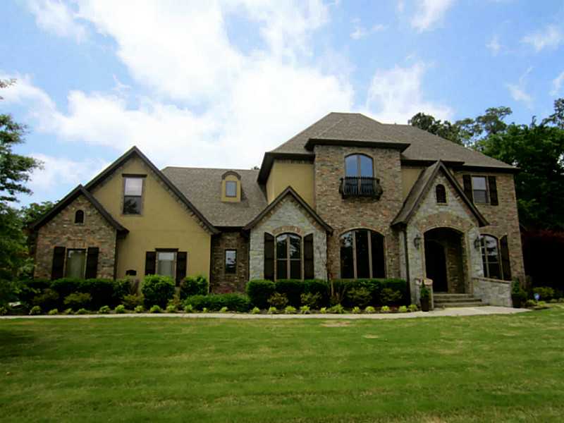 Move in READY! Gorgeous European flair home features an executive office, secondary office, mud room, sitting room, formal dining, media & bonus room, Master bath has separate closets, sinks & a walk through tiled shower. Tons of built ins,extensive crown molding, Jenn-air appliances & MORE!