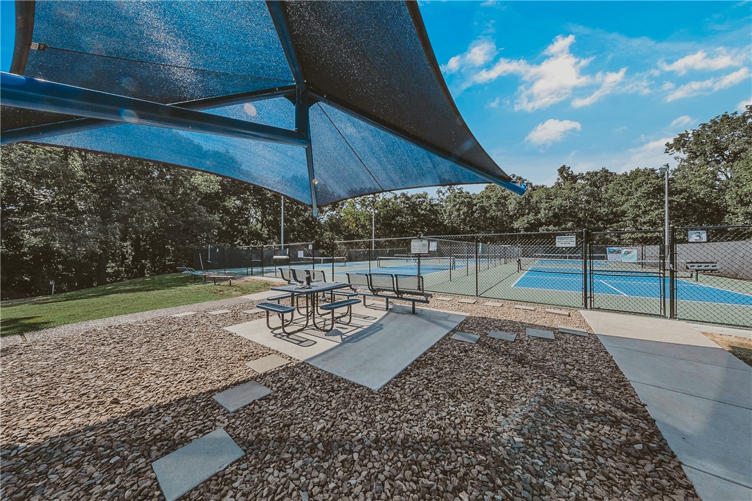 Forest Hills Sub Bvv - Residential