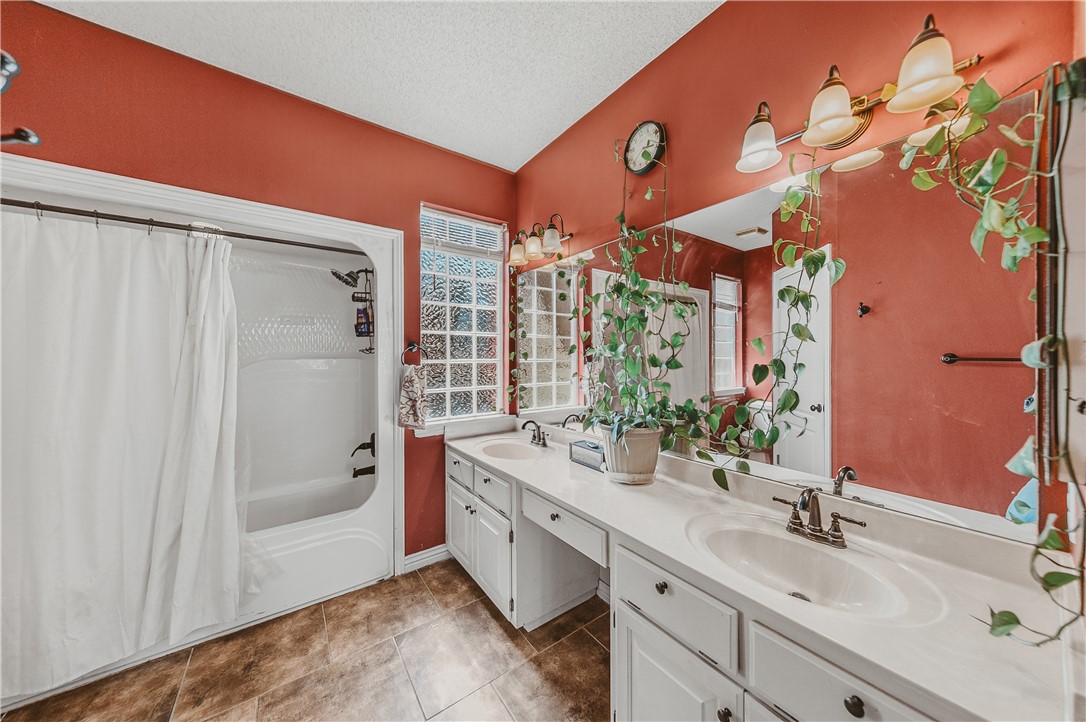 Forest Hills Sub Bvv - Residential