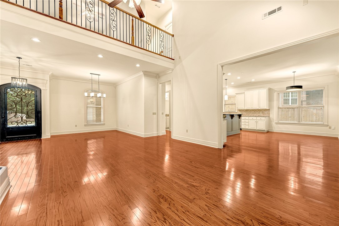 Pinnacle Gardens Sub Rogers - Residential