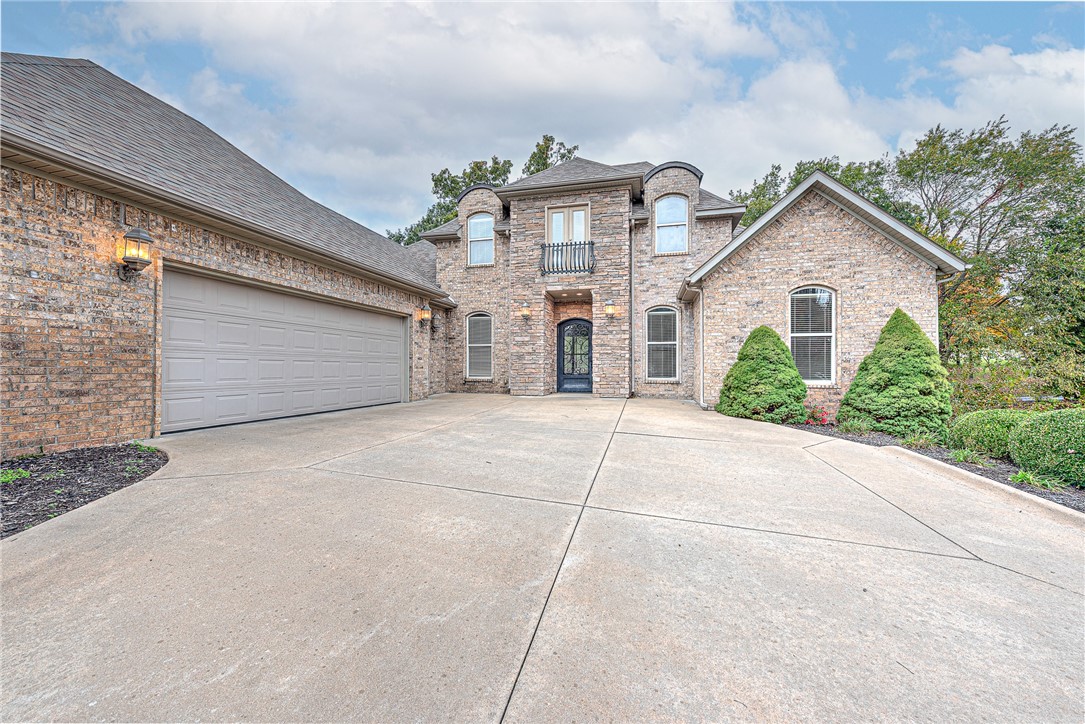 Pinnacle Gardens Sub Rogers - Residential