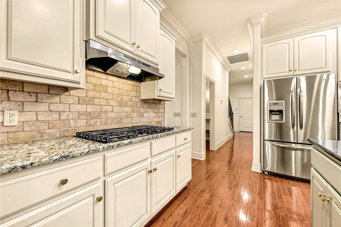 Pinnacle Gardens Sub Rogers - Residential