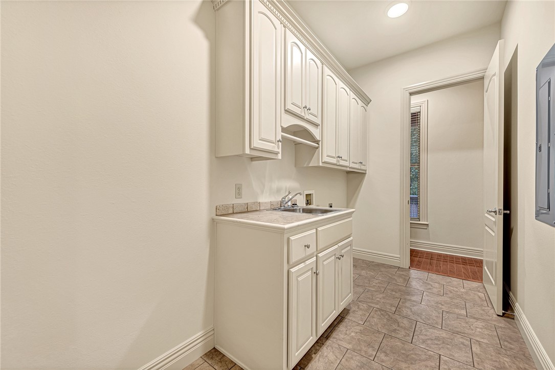 Pinnacle Gardens Sub Rogers - Residential