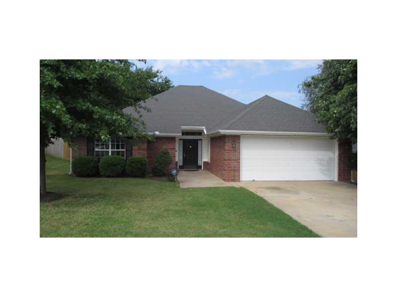 REMARKABLE 4 BEDROOM / 2 BATH, BRICK HOME IN A WELL ESTABLISHED NEIGHBORHOOD. HOME OFFERS SPACIOUS BEDROOMS, PERGO/FIREPLACE IN LV, BEAUTIFUL KITCHEN WITH BREAKFAST AREA TO THE RIGHT, LARGE WD/PRIVACY BACKYARD WITH WOODEN DECK.,AS IS. PROPERTY IS SOLD THROUGH AUCTION. PLEASE CONTACT THE LISTING AGENT FOR BIDDING INSTRUCTIONS. Bidding Start Date 10/11/2014 Bidding End Date 10/14/2014