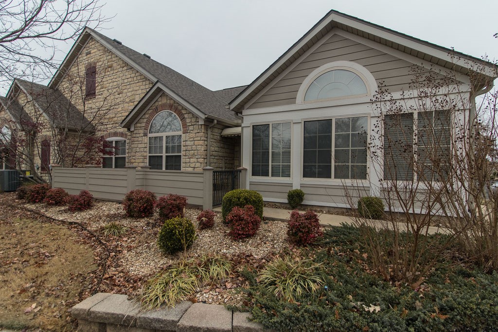 Arbors At Pinnacle Ridge Horiz Prop - Residential