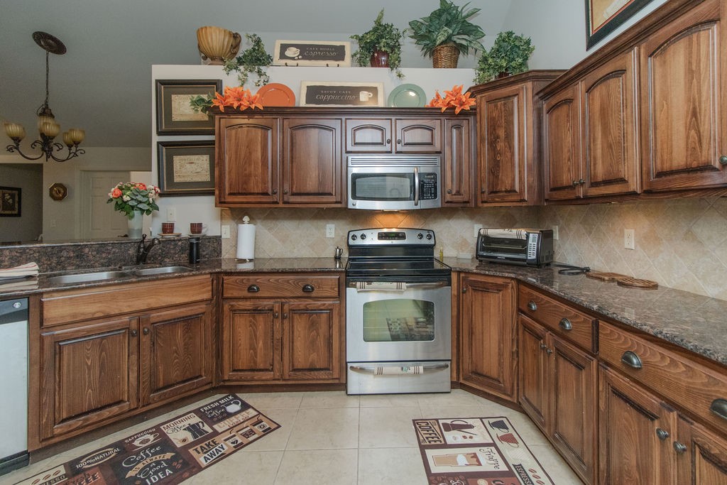 Arbors At Pinnacle Ridge Horiz Prop - Residential