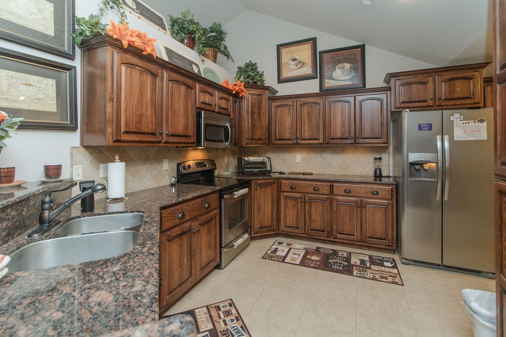 Arbors At Pinnacle Ridge Horiz Prop - Residential