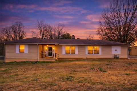 Photo of 1189 E Tulsa Avenue, Kansas, OK 74347 (MLS # 1332253)