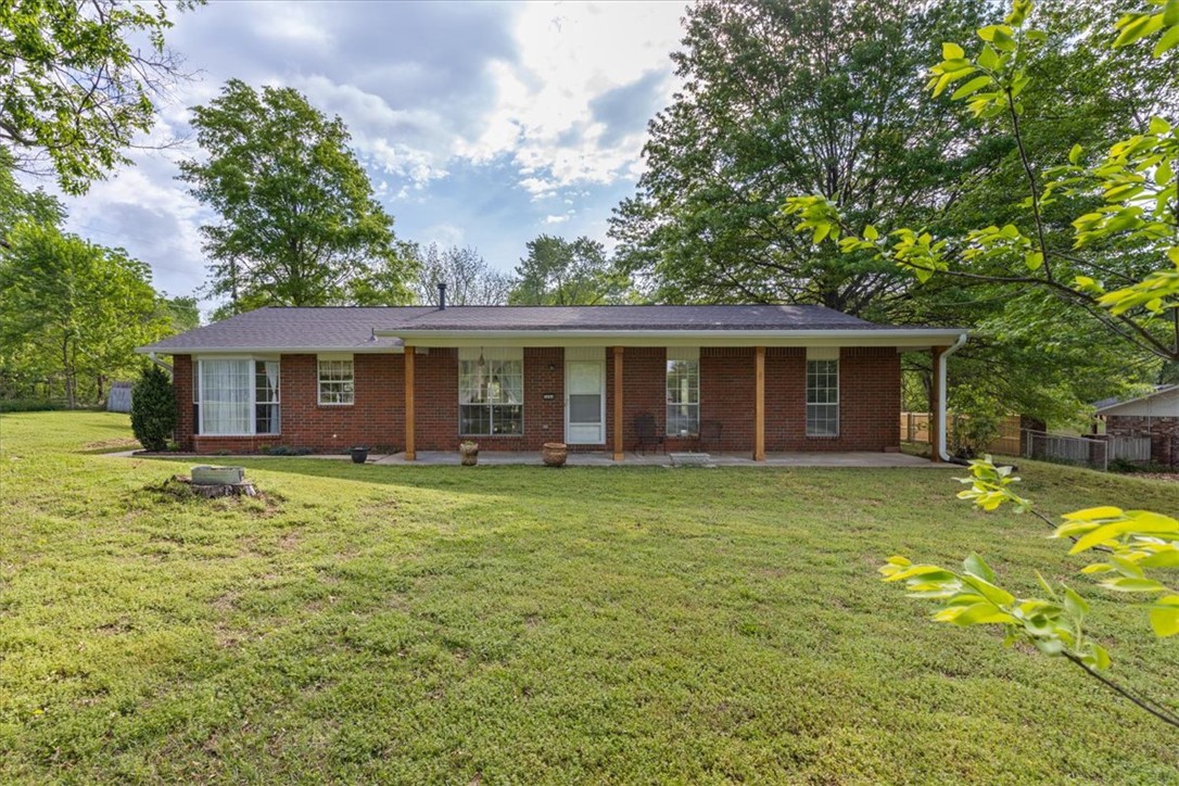 Oakland Meadows - Residential