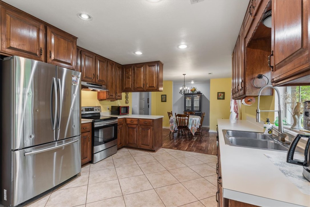 Oakland Meadows - Residential