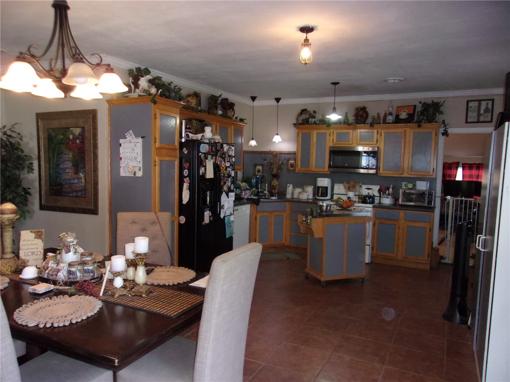 Elkins Outlots - Residential