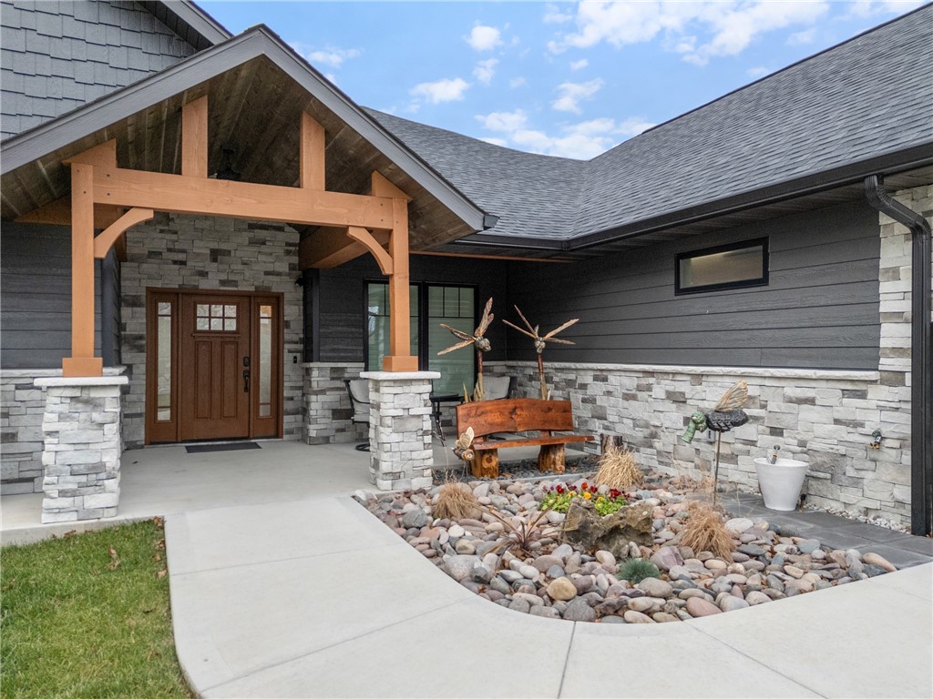 Unit 119 Holiday Island - Residential