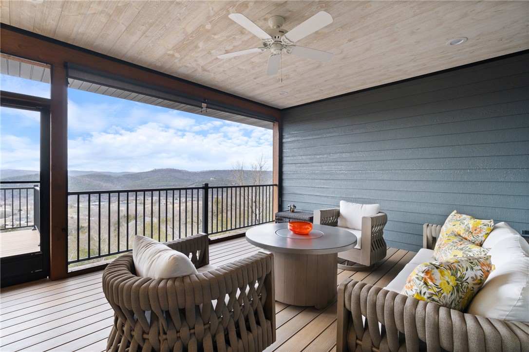 Unit 119 Holiday Island - Residential