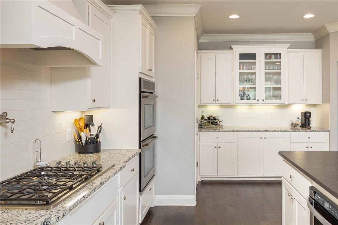 Waterford Estates At Hissom Ranch - Residential