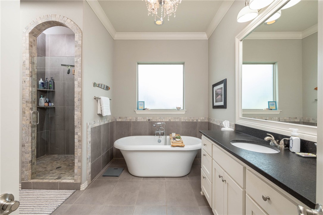 Waterford Estates At Hissom Ranch - Residential