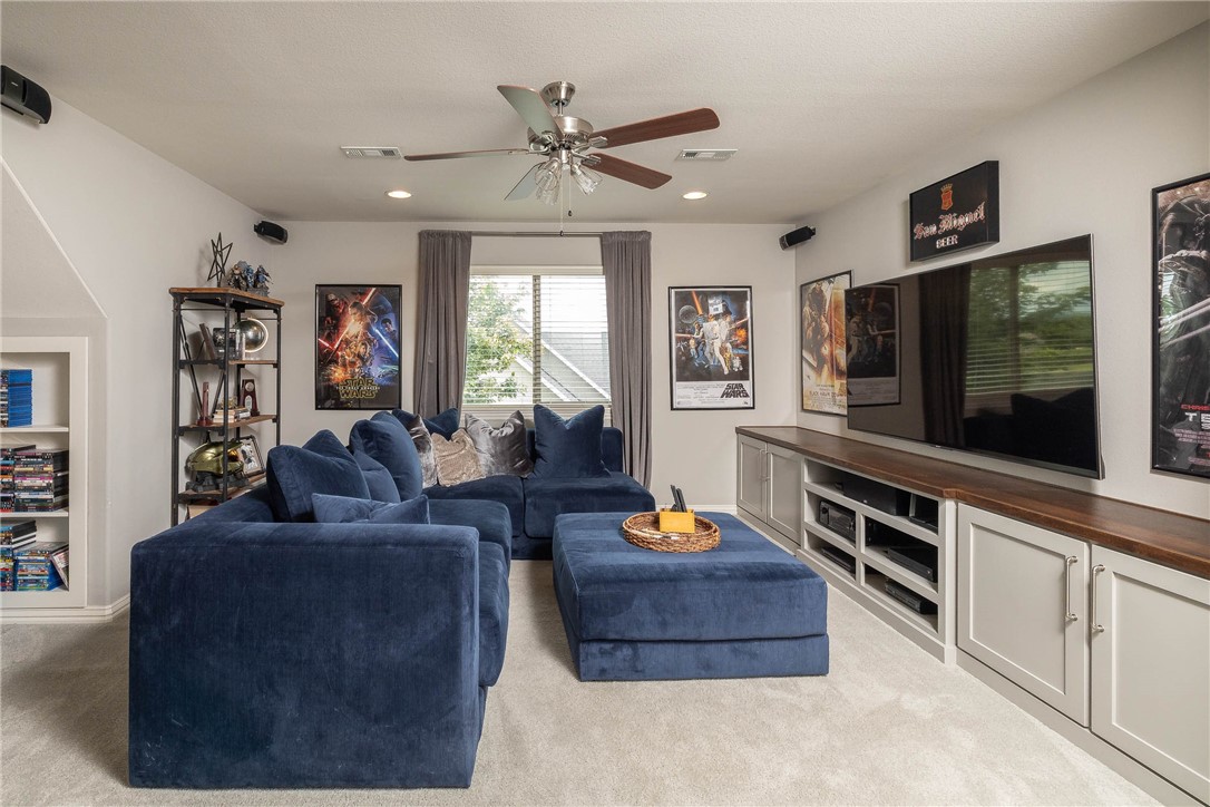 Waterford Estates At Hissom Ranch - Residential