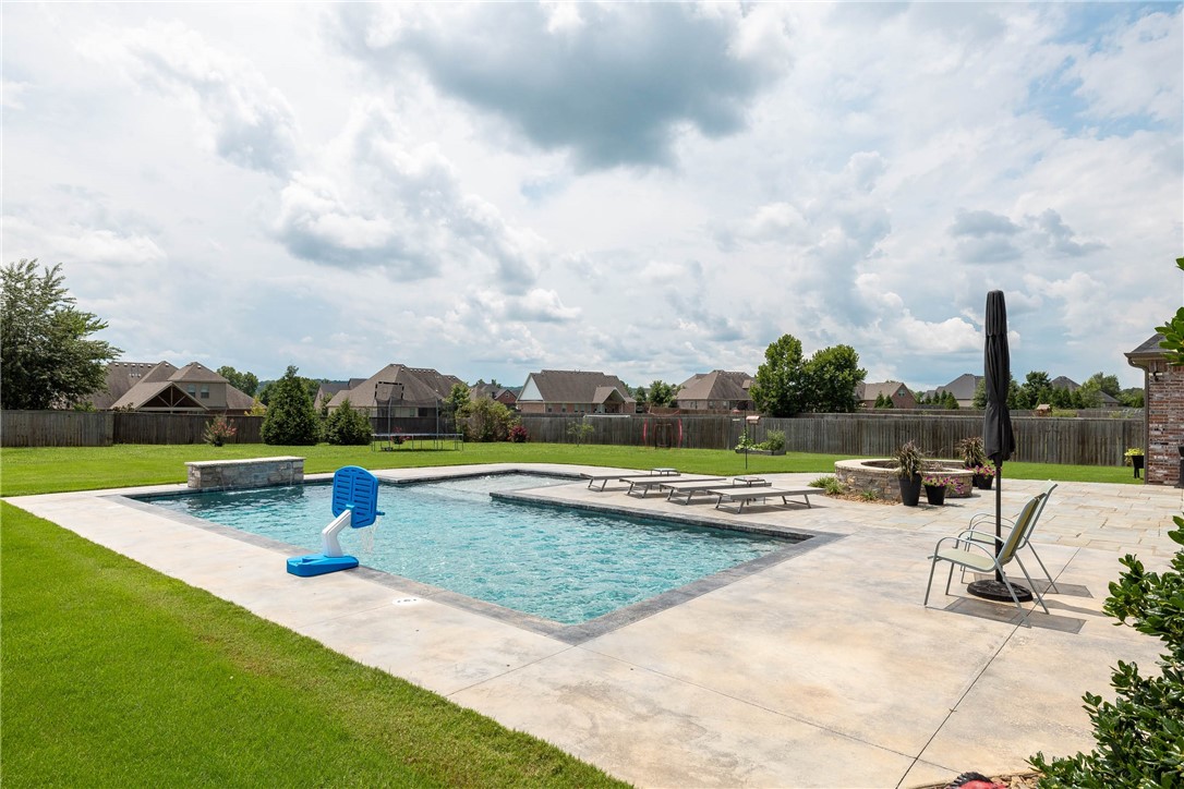 Waterford Estates At Hissom Ranch - Residential