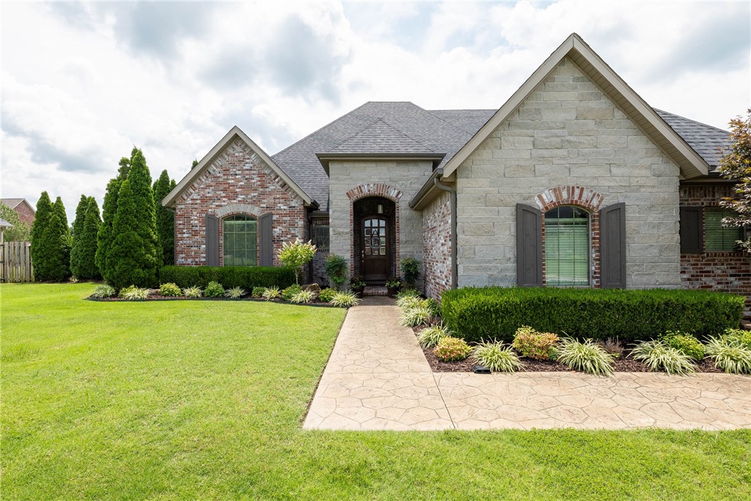 Waterford Estates At Hissom Ranch - Residential