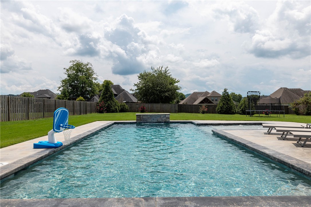 Waterford Estates At Hissom Ranch - Residential