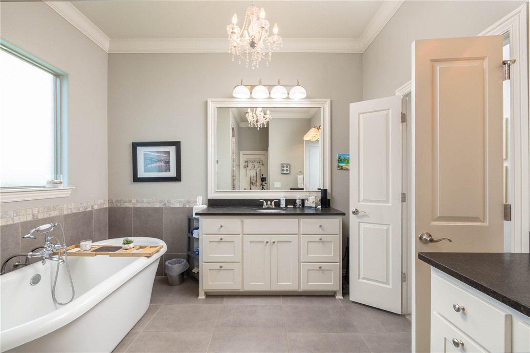 Waterford Estates At Hissom Ranch - Residential