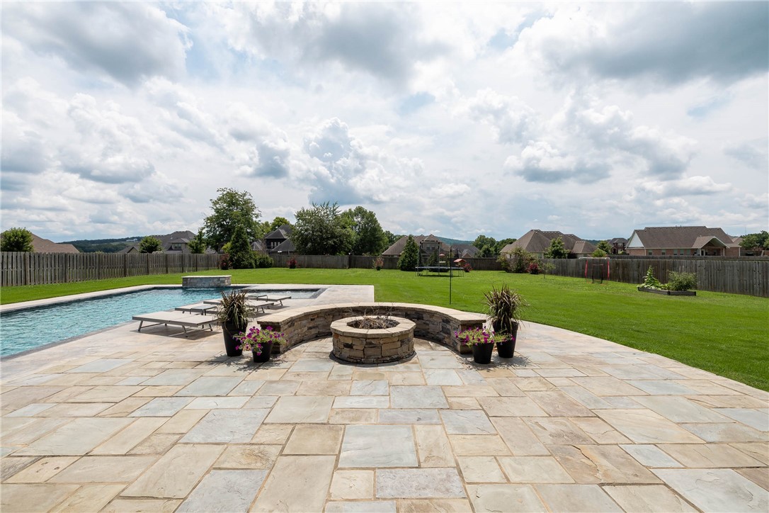 Waterford Estates At Hissom Ranch - Residential