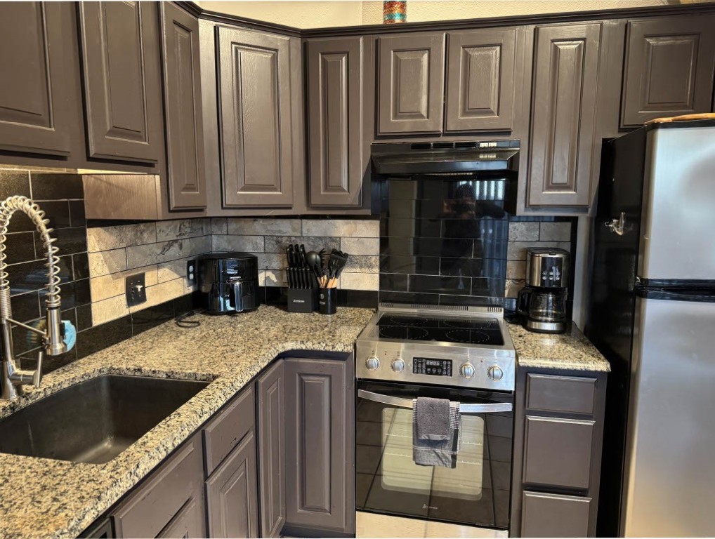 Unit 10 Holiday Island - Residential